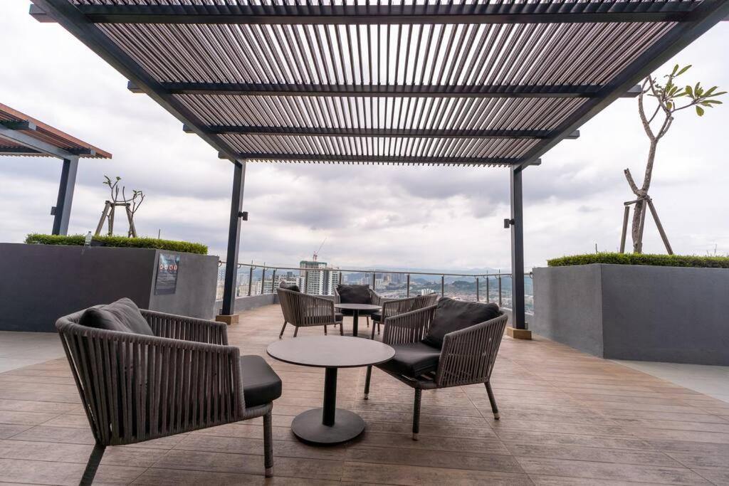 Neu By Cozy Unit L30ra 2-3pax Near Klcc & Jelatek Lrt Pangsapuri