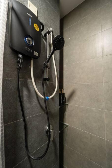 Neu By Cozy Unit L30ra 2-3pax Near Klcc & Jelatek Lrt Pangsapuri Kuala Lumpur
