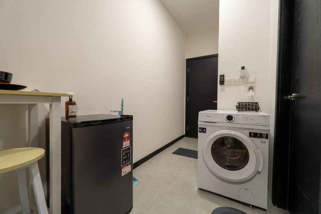 Neu By Cozy Unit L30ra 2-3pax Near Klcc & Jelatek Lrt Pangsapuri *