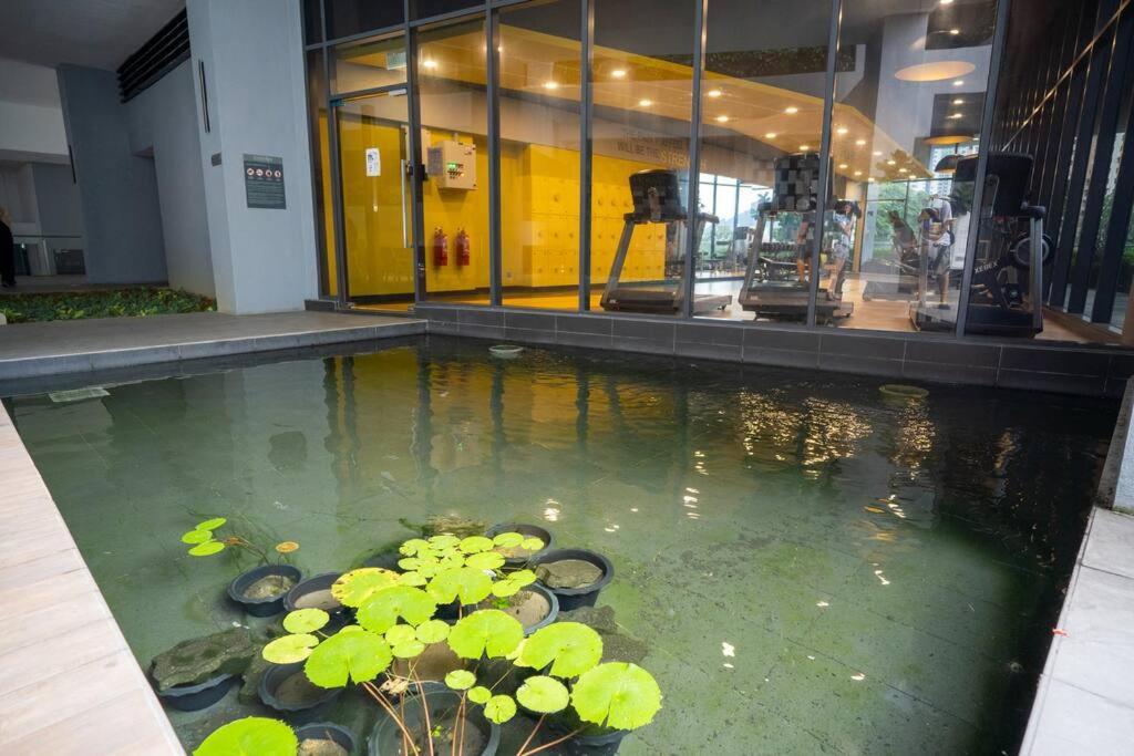 Neu By Cozy Unit L30ra 2-3pax Near Klcc & Jelatek Lrt Pangsapuri Kuala Lumpur